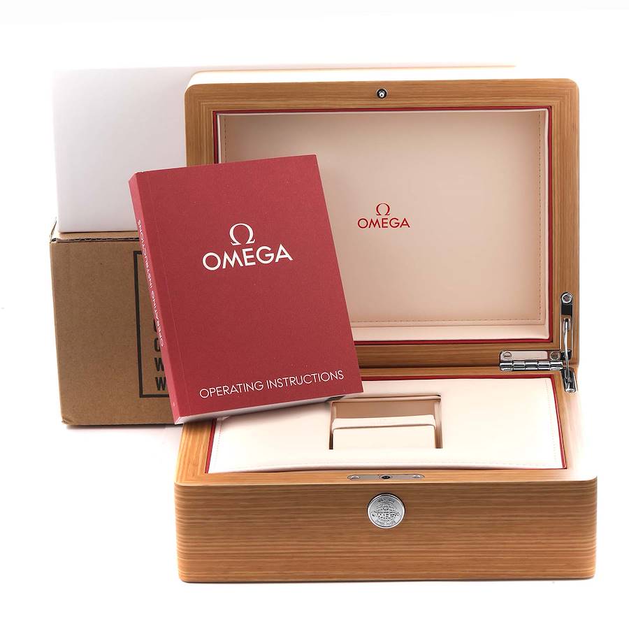 Montre réplique pour homme : Omega Seamaster Planet Ocean, chronographe, 232.30.46.51.01.002 — tendance – Photo 8