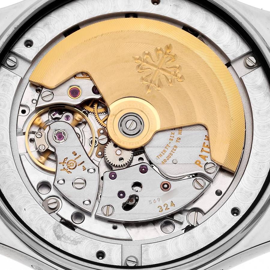 Montre réplique pour homme : Patek Philippe Complications, quantième annuel, or blanc, 5146G-010 — qui attire le regard – Photo 6