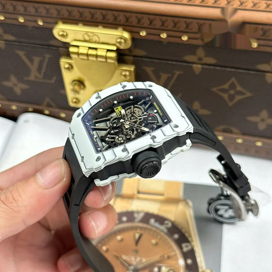 Montre réplique : Richard Mille RM 35-01 Rafael Nadal, blanc, Carbon TPT, édition limitée, ZF V3 49,94 mm X 44,5 mm — abordable – Photo 4