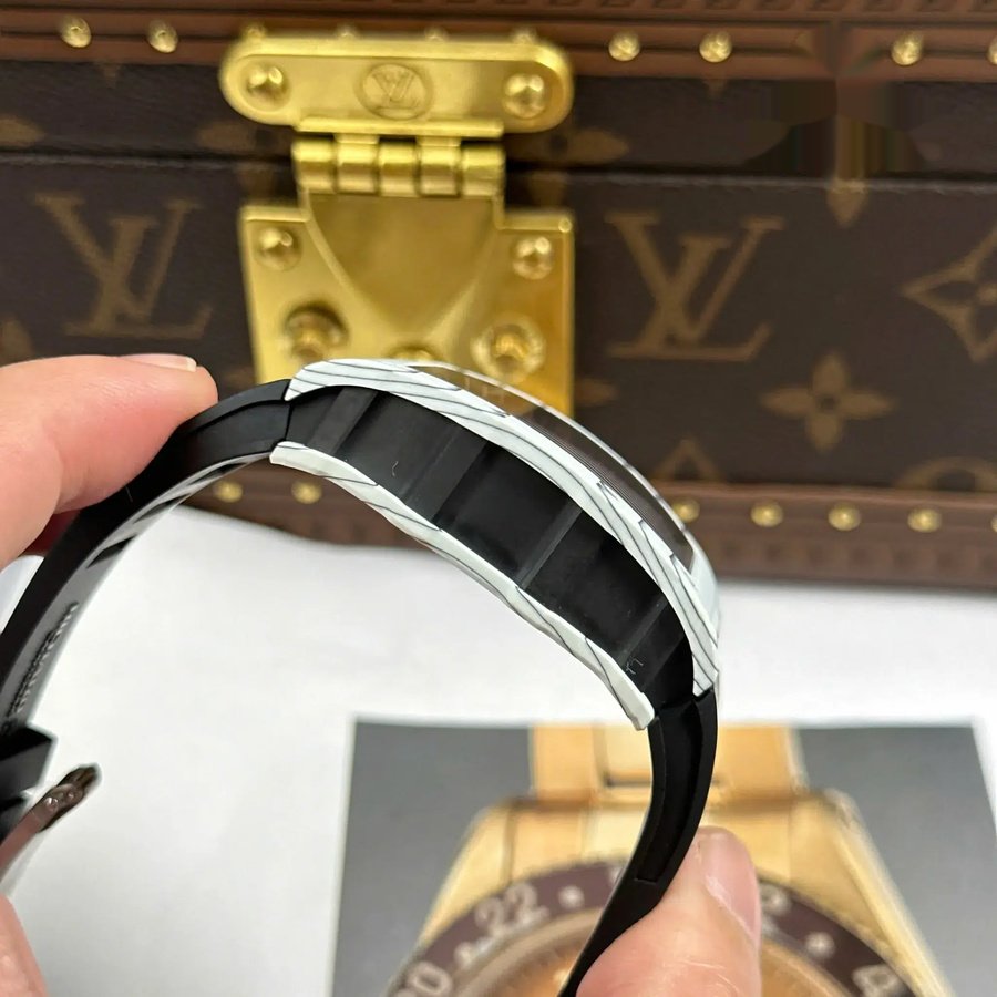 Montre réplique : Richard Mille RM 35-01 Rafael Nadal, blanc, Carbon TPT, édition limitée, ZF V3 49,94 mm X 44,5 mm — abordable – Photo 9