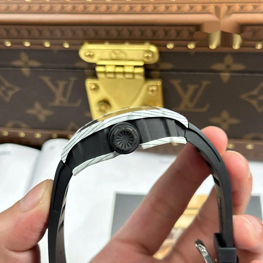 Montre réplique : Richard Mille RM 35-01 Rafael Nadal, blanc, Carbon TPT, édition limitée, ZF V3 49,94 mm X 44,5 mm — abordable – Photo 10