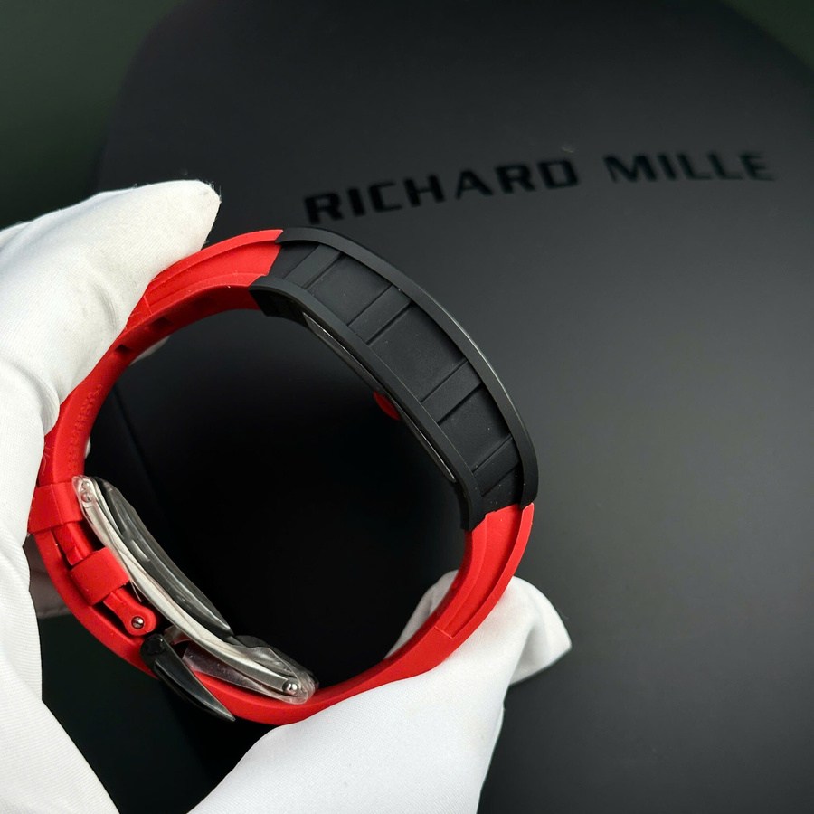 Montre réplique : Richard Mille RM 055 Bubba Watson, céramique noire, bracelet en caoutchouc rouge, 42,7 mm — plébiscitée par nos clients – Photo 5