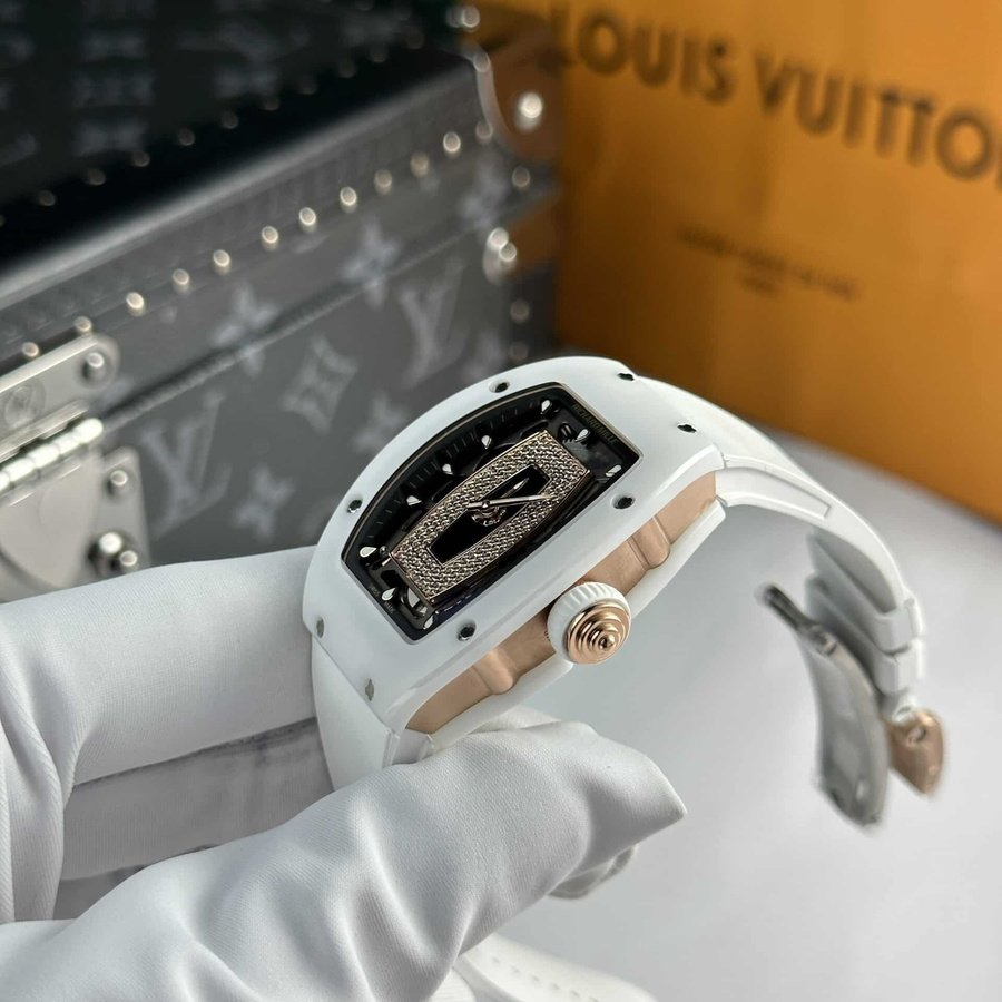 Montre réplique : Richard Mille RM 07-01, céramique blanche, Black Lip 45.32 X 32,3 mm — à prix réduit – Photo 3
