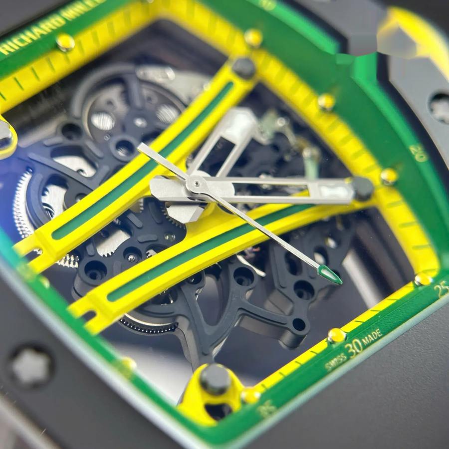 Montre réplique : Richard Mille RM 61-01 Yohan Blake, vert, céramique noire, bracelet en caoutchouc, ZF 42,7 mm X 50,23 mm — fantastique – Photo 7