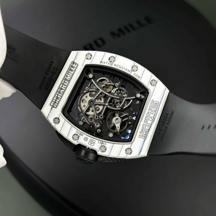 Montre réplique : Richard Mille RM 61-01 Yohan Blake, carbone, 42.7 X 50,2 mm — glamour – Photo 7