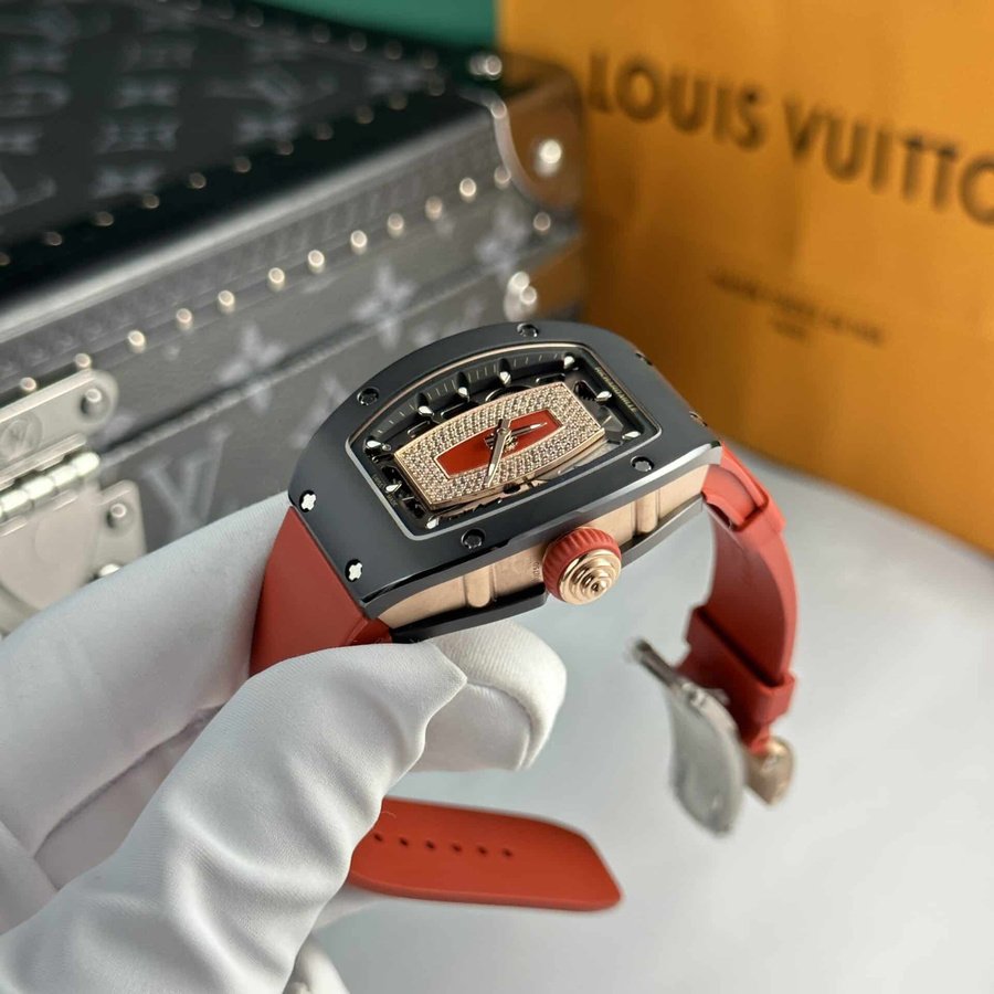 Montre réplique : Richard Mille RM 07-01, céramique noire, Red Lip, or rose, rouge, caoutchouc, 45.32 X 32,3 mm — haut de gamme – Photo 3