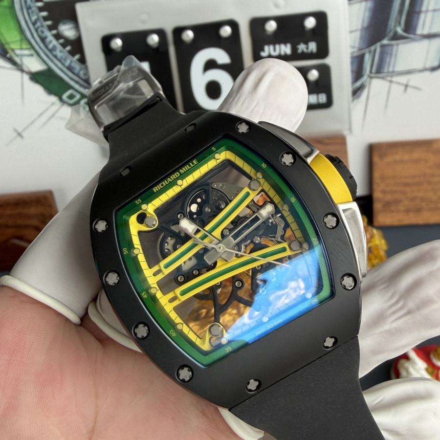 Montre réplique : Richard Mille RM 61-01 Yohan Blake, vert, /, jaune, cadran, céramique noire, mouvement Vaucher, 42,7 mm X 50,23 mm — actuelle – Photo 3
