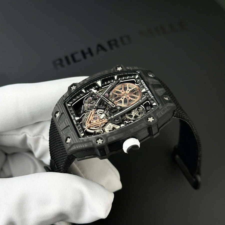 Montre réplique : Richard Mille RM 27-05 Rafael Nadal, carbone noir, fibre, 37.25×47,25 mm — légendaire – Photo 3