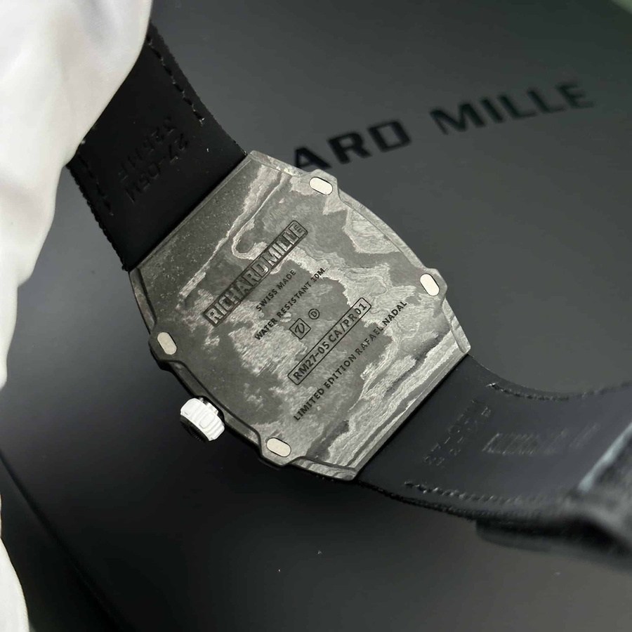 Montre réplique : Richard Mille RM 27-05 Rafael Nadal, carbone noir, fibre, 37.25×47,25 mm — légendaire – Photo 8