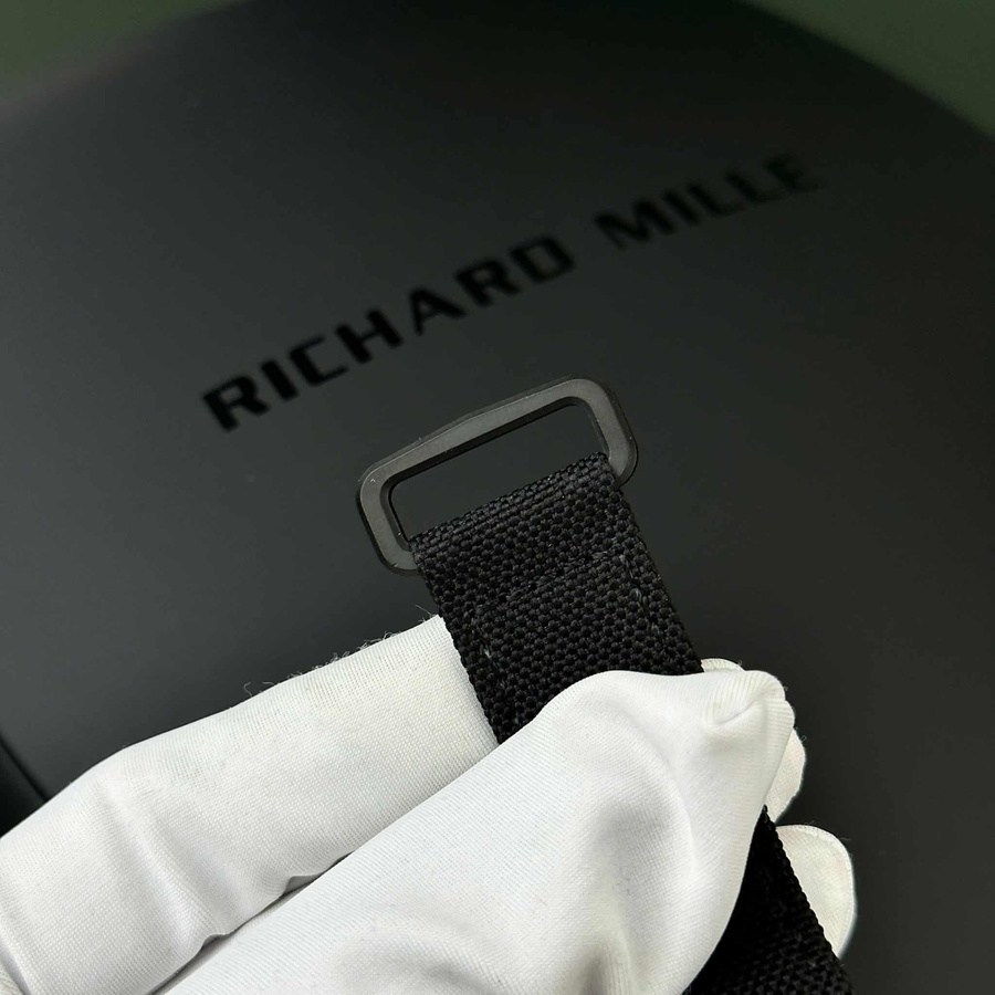 Montre réplique : Richard Mille RM 27-05 Rafael Nadal, carbone noir, fibre, 37.25×47,25 mm — légendaire – Photo 9