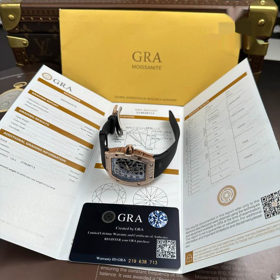 Montre réplique : Richard Mille RM67-01, or rose, extra-plate, sertissage intermédiaire, moissanites, 38,7 mm X 47,5 mm — luxueuse – Photo 6