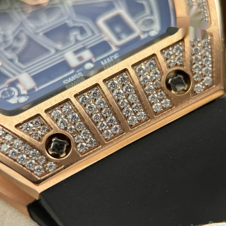 Montre réplique : Richard Mille RM67-01, or rose, extra-plate, sertissage intermédiaire, moissanites, 38,7 mm X 47,5 mm — luxueuse – Photo 9