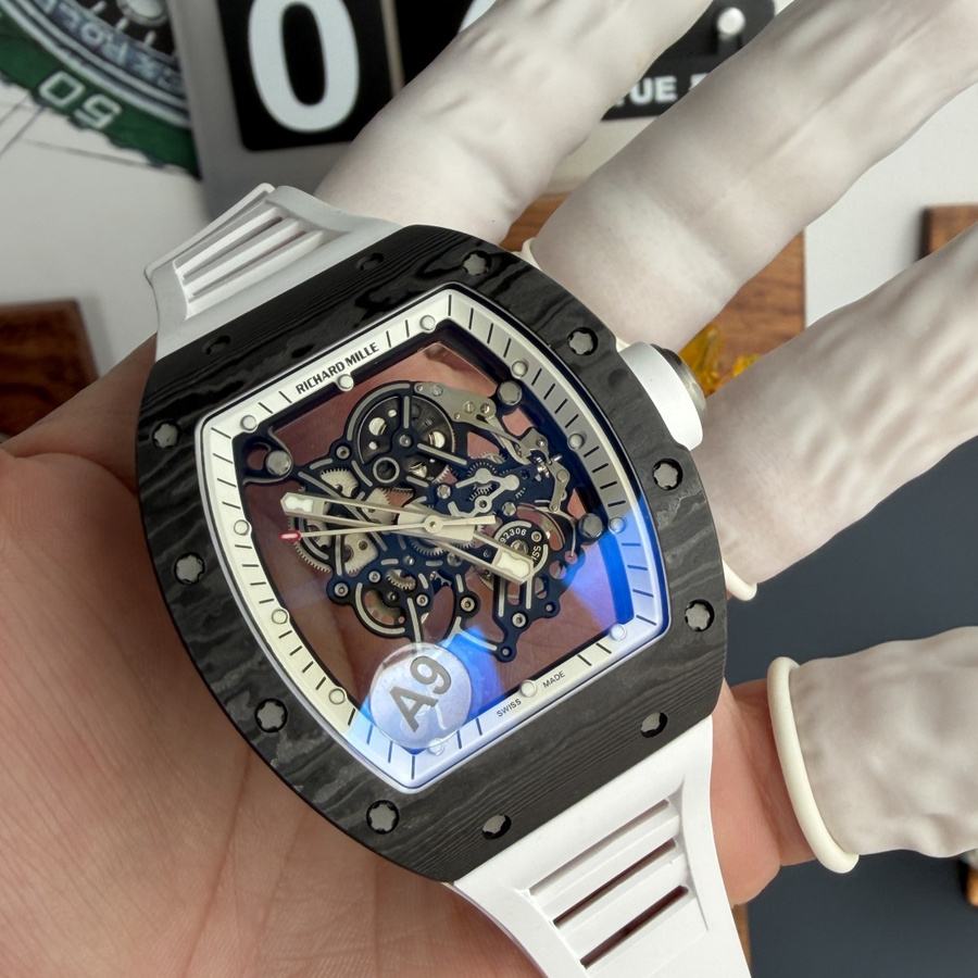 Montre réplique : Richard Mille RM 055 Bubba Watson, blanc, Carbon NTPT, mouvement Vaucher, 42,7 mm X 49,9 mm — populaire – Photo 3