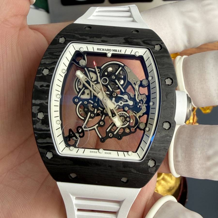 Montre réplique : Richard Mille RM 055 Bubba Watson, blanc, Carbon NTPT, mouvement Vaucher, 42,7 mm X 49,9 mm — populaire – Photo 4
