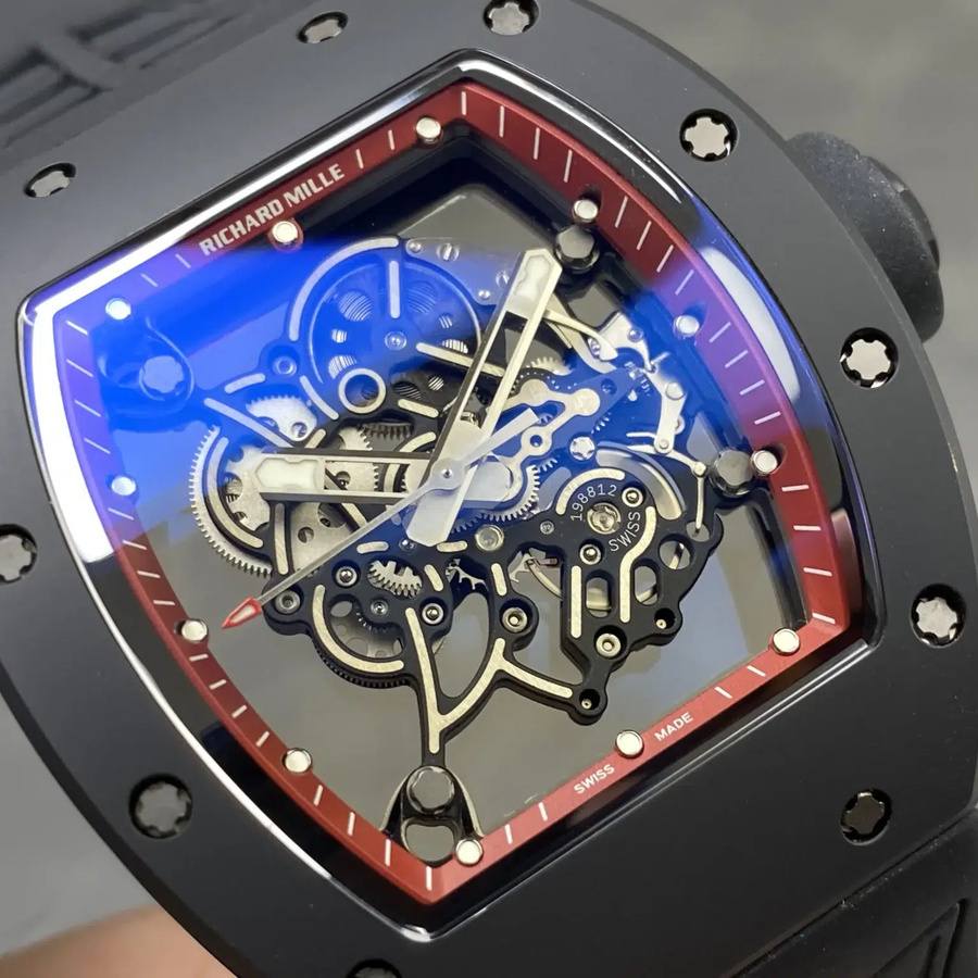 Montre réplique : Richard Mille RM 055 Bubba Watson, rouge, entraînement, Americas, édition limitée, mouvement Vaucher, 42.7 X 49,9 mm — remarquable – Photo 2