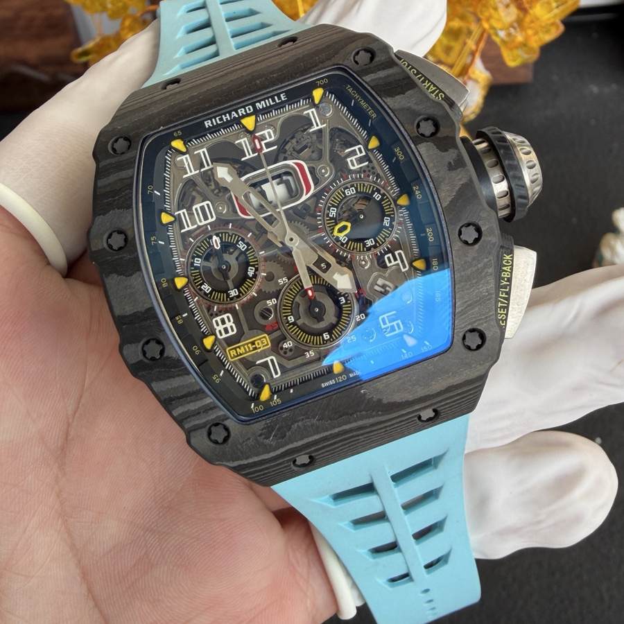 Montre réplique : Richard Mille RM 11-03, noir, Carbon TPT, automatique, chronographe, 49.94 X 44,5 mm — ultra-luxueuse – Photo 2