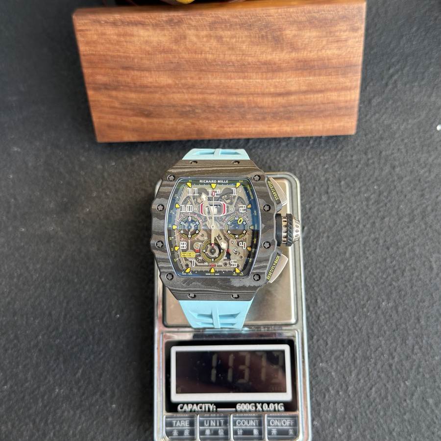 Montre réplique : Richard Mille RM 11-03, noir, Carbon TPT, automatique, chronographe, 49.94 X 44,5 mm — ultra-luxueuse – Photo 9