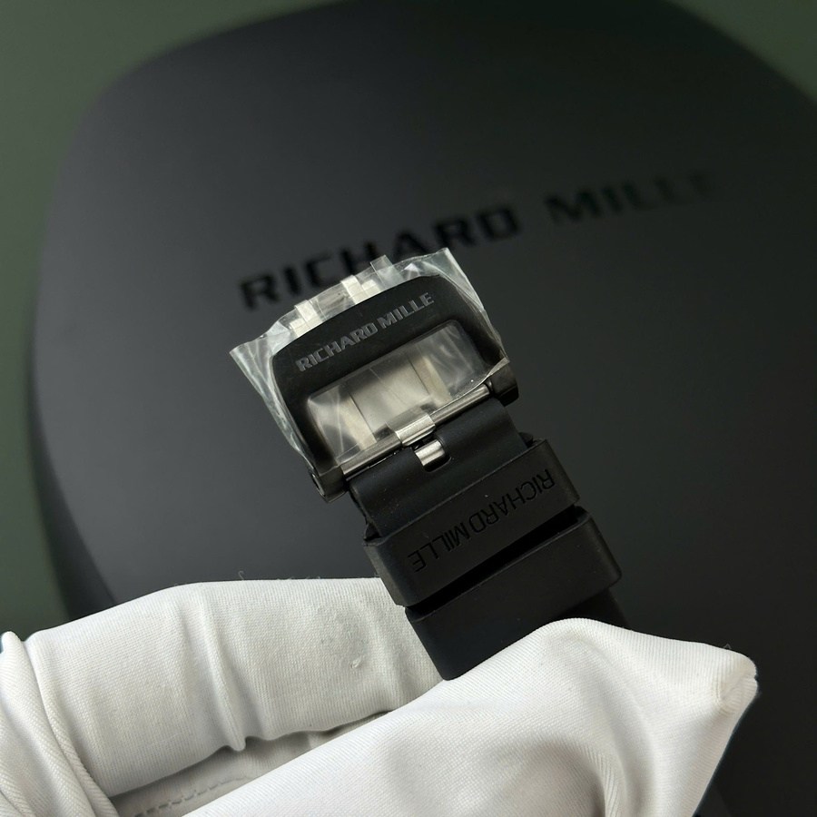 Montre réplique : Richard Mille RM 66, volant, tourbillon, Carbon TPT 42.70 X 49,94 mm — unique – Photo 10