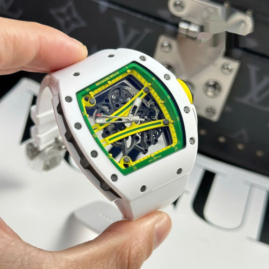 Montre réplique : Richard Mille RM 61-01 Yohan Blake, Asie, édition limitée, céramique blanche, ZF 42,7 mm X 50,23 mm — gracieuse – Photo 3