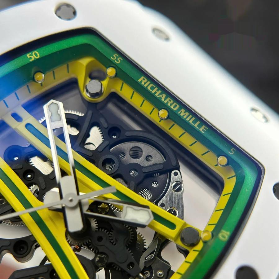 Montre réplique : Richard Mille RM 61-01 Yohan Blake, Asie, édition limitée, céramique blanche, ZF 42,7 mm X 50,23 mm — gracieuse – Photo 6