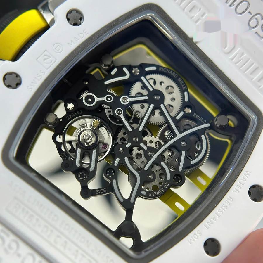 Montre réplique : Richard Mille RM 61-01 Yohan Blake, Asie, édition limitée, céramique blanche, ZF 42,7 mm X 50,23 mm — gracieuse – Photo 12