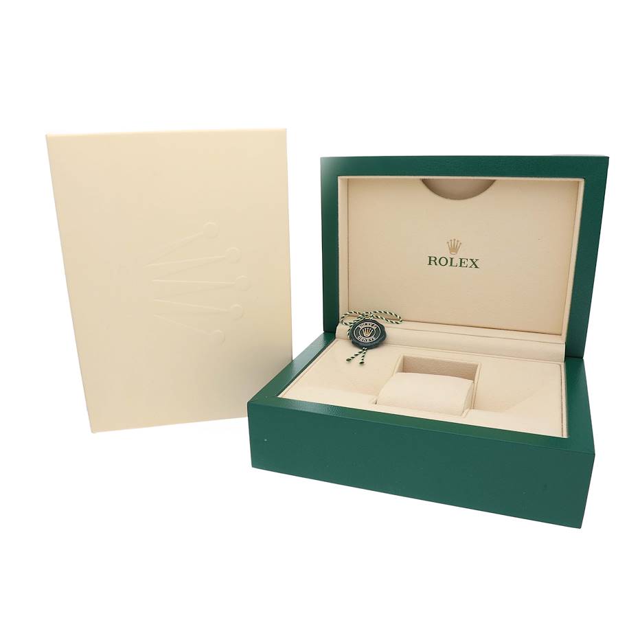 Montre réplique : Rolex Datejust 36, acier et or jaune, argenté, cadran serti de diamants, 126283 — ultime – Photo 8