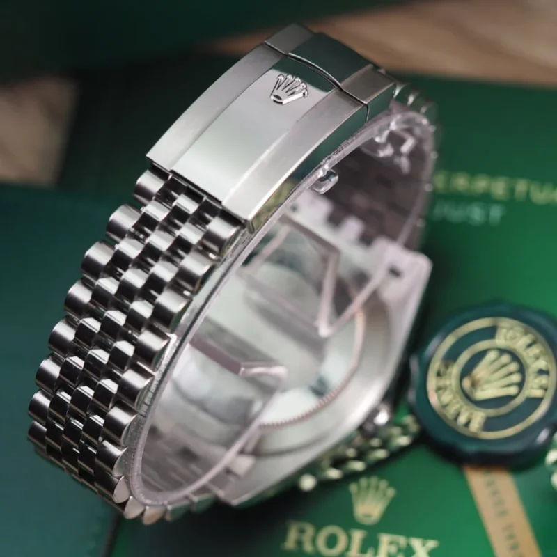 Montre réplique : Rolex Datejust 41 mm, cadran bleu — élégante – Photo 6
